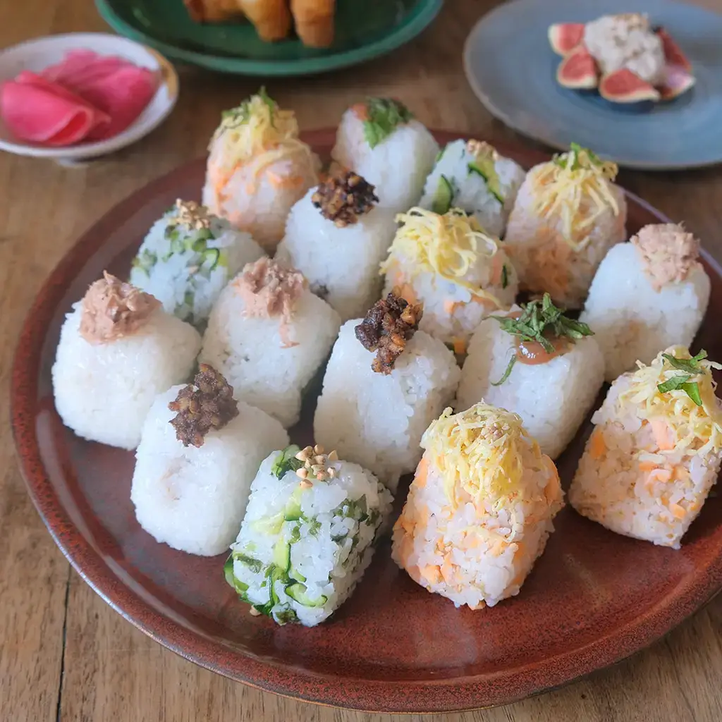 cours de cuisine japonaise a Saint Malo pour onigiri